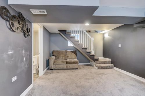 712 7 Ave, Broadview IL 60153-2022 exterior