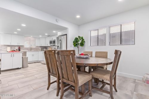 15202 10th St, Phoenix AZ  85022-3738 exterior