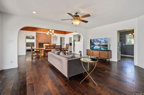 619 Drake Ave, Fullerton CA 92832-1140 exterior