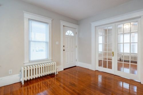 139 Berkshire Ave, Springfield MA  01109-1749 exterior