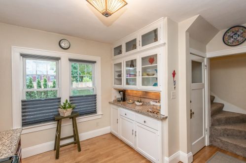 2905 Hackett Ave, Milwaukee WI 53211-3442 exterior