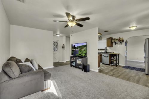 340 Ironwood Dr, Turlock CA 95380-6308 exterior