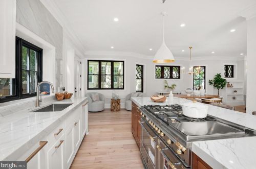 3306 Highland Pl, Washington DC  20008-3233 exterior