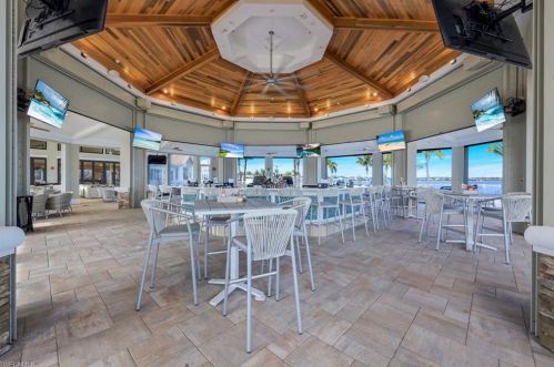 8737 Hideaway Harbor Ct, Naples FL 34120-4327 exterior