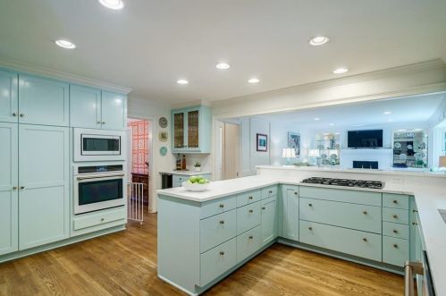 305 Drummen Ct, Atlanta GA 30328-2658 exterior