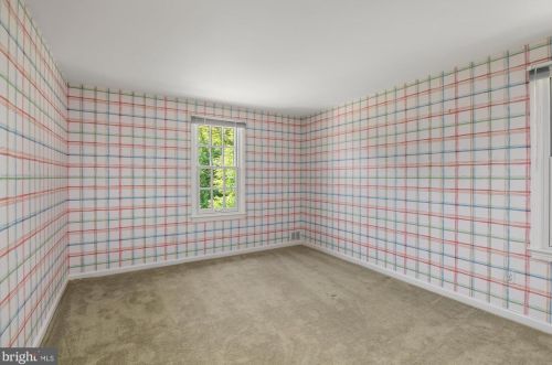 10017 Carmelita Dr, Rockville MD 20854-4247 exterior