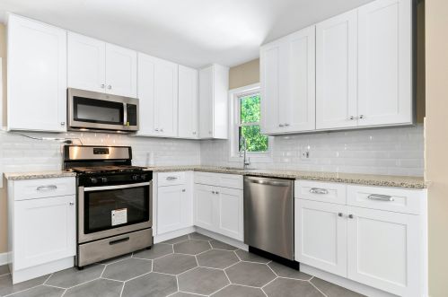 9847 Charles St, Chicago IL 60643-2105 exterior