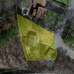 69 Oakland Ave, Newton MA  02466-1704 aerial view