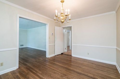 2523 Birchwood Dr, Atlanta GA 30305-3819 exterior