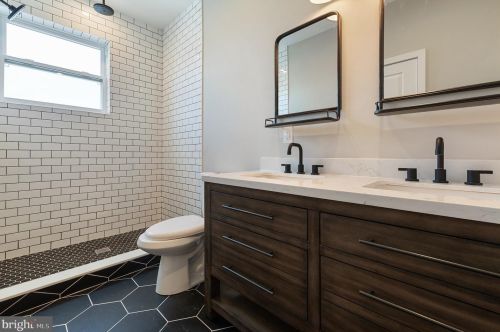 1508 Colorado St, Philadelphia PA 19145-2911 exterior