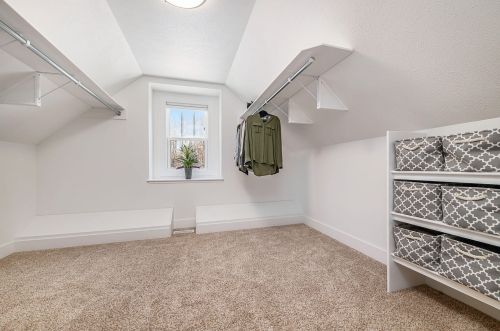 3980 Hathaway Rd, Kalamazoo MI  49009-0049 exterior