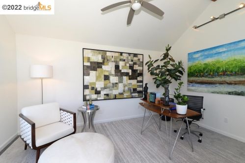 2424 8 St, Berkeley CA 94710-2501 exterior