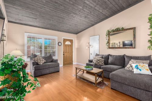 16450 47 Pl, Phoenix AZ 85018-2905 exterior