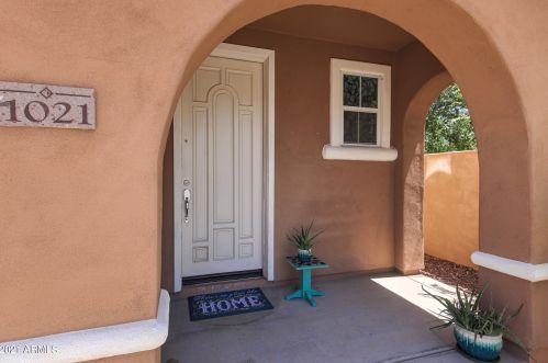 1021 Mason Dr, Chandler AZ  85225-1916 exterior