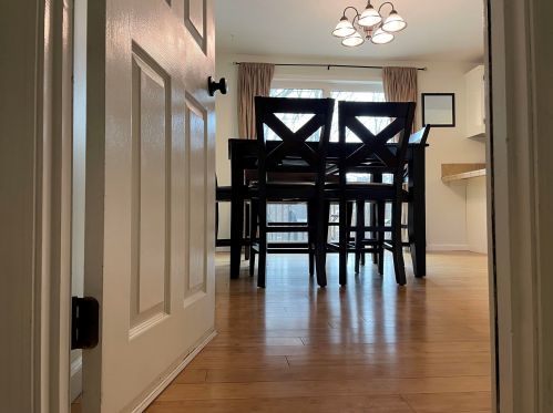 64 Fords Landing Dr, Dover, NH 03820-4552