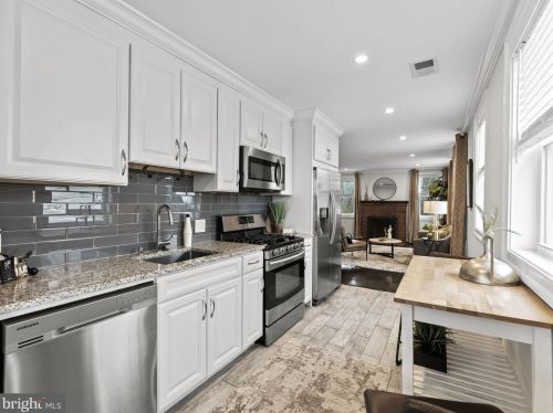 4437 Alabama Ave, Washington DC 20019-5734 exterior