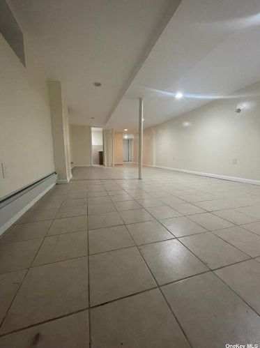 87-22 144th St, Jamaica NY 11435-3104 exterior