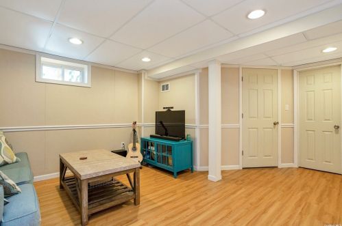 64 Deepdale Dr, Huntington Station NY exterior