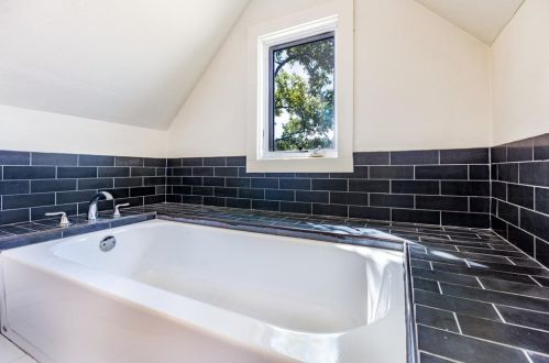 1531 Woodard St, Denison TX 75020-3140 exterior