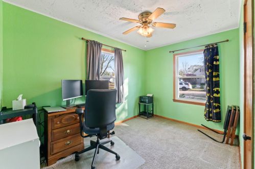 185 91st Pl, Milwaukee WI  53226-4525 exterior