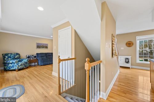 26 5 St, Media PA 19063-2819 exterior