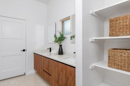 414 18th St, Tucson AZ 85745-3040 exterior