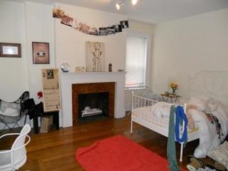 190 Naples Rd, Brookline MA  02446-5750 exterior