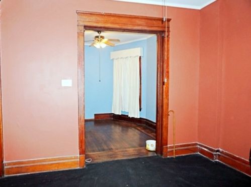 4417 Gladys Ave, Chicago IL 60624-2620 exterior