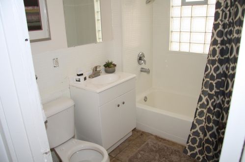 3754 51 Blvd, Milwaukee WI 53216-2937 exterior