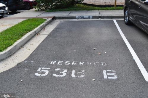 2295 Emerald Hts Ct, Herndon VA 20191-1714 exterior