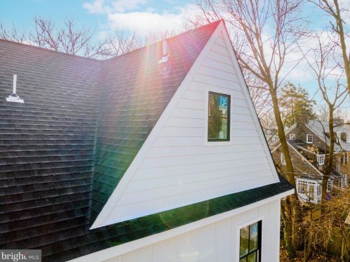 207 Gorgas Ln, Philadelphia PA 19119-1324 exterior