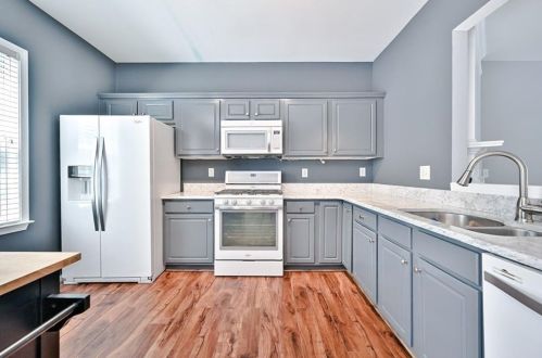 5150 Manerdale Dr, Atlanta GA exterior