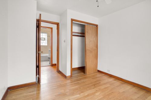 4542 Lamon Ave, Chicago IL 60639-3235 exterior