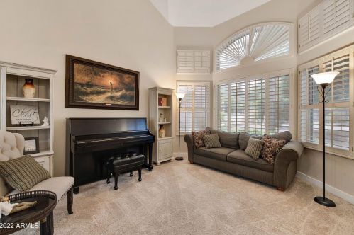 14029 29 St, Phoenix AZ 85032-3726 exterior