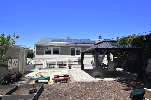 614 Bermuda Rd, Babylon NY 11704-7426 exterior