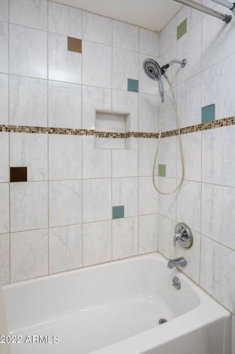 18412 44th Pl, Phoenix AZ 85050-6946 exterior