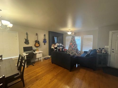 10641 Martin St, Chicago, IL 60643-4906