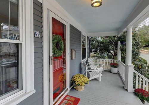 59 Ogden St, Providence, RI 02906-4903