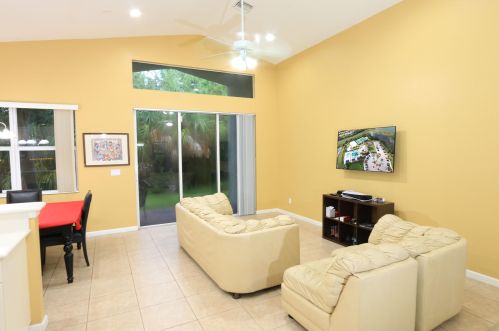 2238 Newport Isles Blvd, Fort Pierce FL  34953-4577 exterior