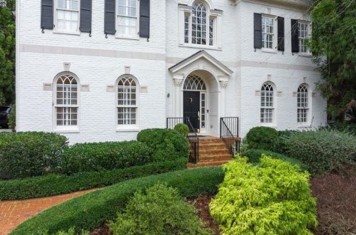 1814 Grist Stone Ct, Atlanta, GA 30307-1181