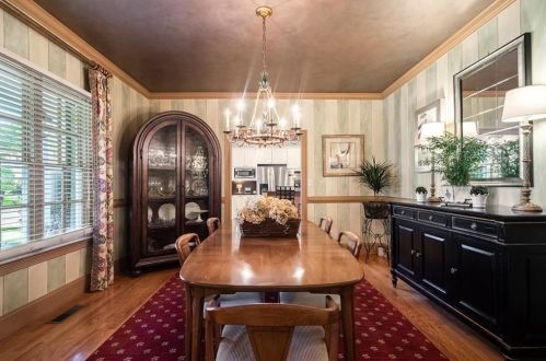 507 Danube Rd, Atlanta GA 30342-3811 exterior