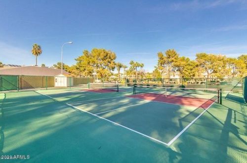 11608 51st St, Phoenix AZ 85044-5686 exterior