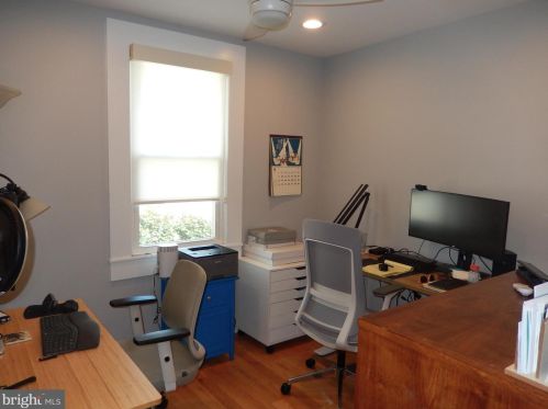 2423 Iseminger St, Philadelphia PA  19148-3517 exterior