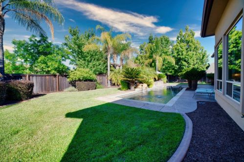 668 Glen-mady Way, Folsom CA 95630-6275 exterior