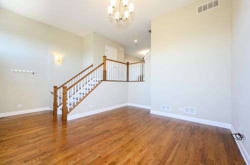 3409 Hoyne Ave, Chicago, IL 60608-4904