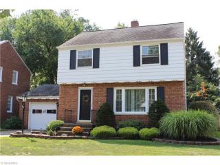 4912 Oakland Dr, Cleveland, OH 44124-2335