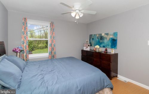 8366 Hilton St, Hummelstown PA  17036-8680 exterior