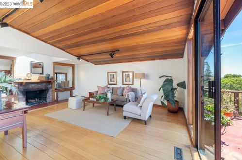 990 Grizzly Peak Blvd, Berkeley, CA 94708-1549