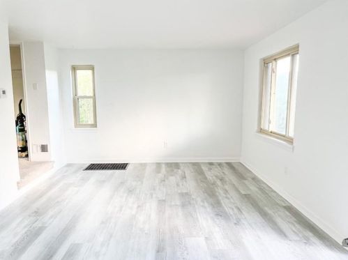 1704 Harcor Dr, Pittsburgh, PA 15226-2452