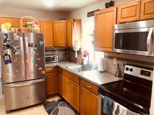 9 Jackson Rd, Poughkeepsie NY 12603-5825 exterior